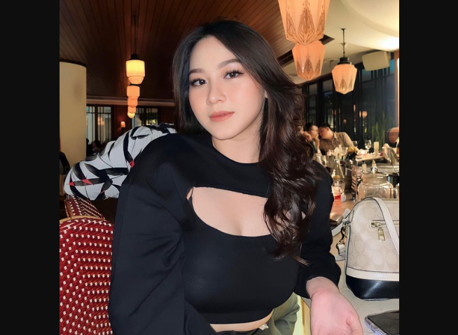 Resta Maharani Selebgram Viral Bugil Mastrubasi Colmek Da...